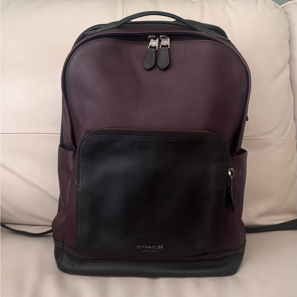 COACH ‘Graham’ Backpack Day Two Toned Leather
 Style no: F37599